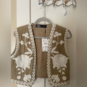 Zara cotton embroidered vest size M brand new with tags